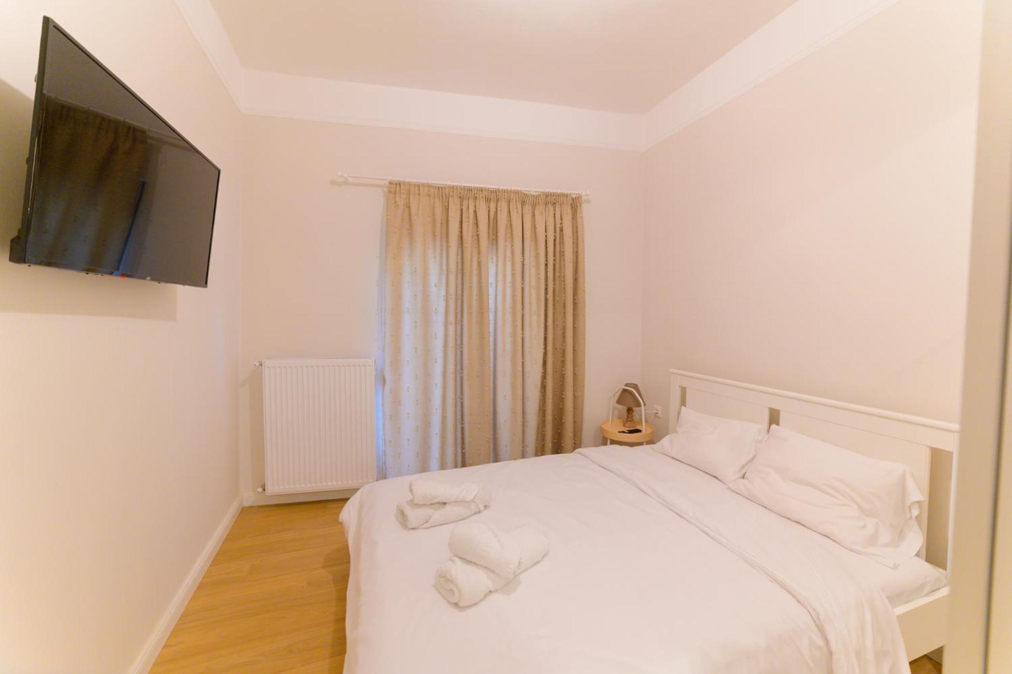New Modern 2Nd Floor Apartment Солун Екстериор снимка