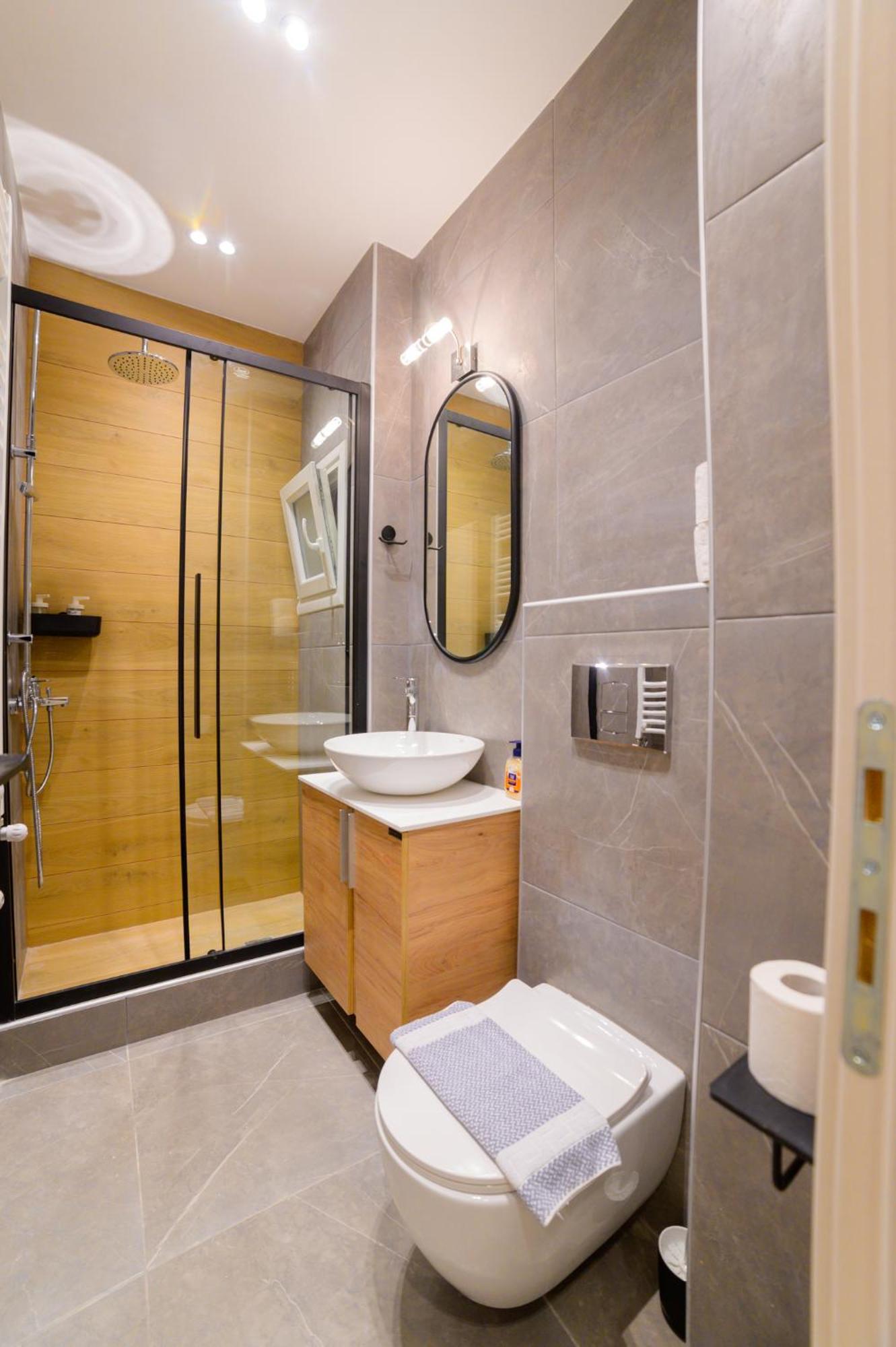 New Modern 2Nd Floor Apartment Солун Екстериор снимка