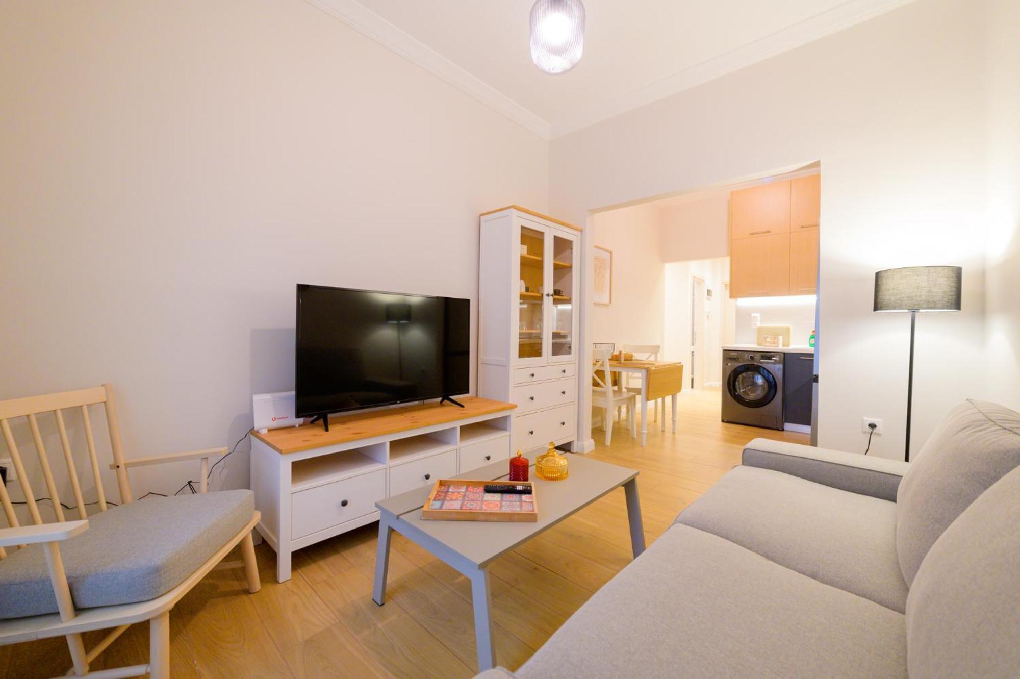 New Modern 2Nd Floor Apartment Солун Екстериор снимка