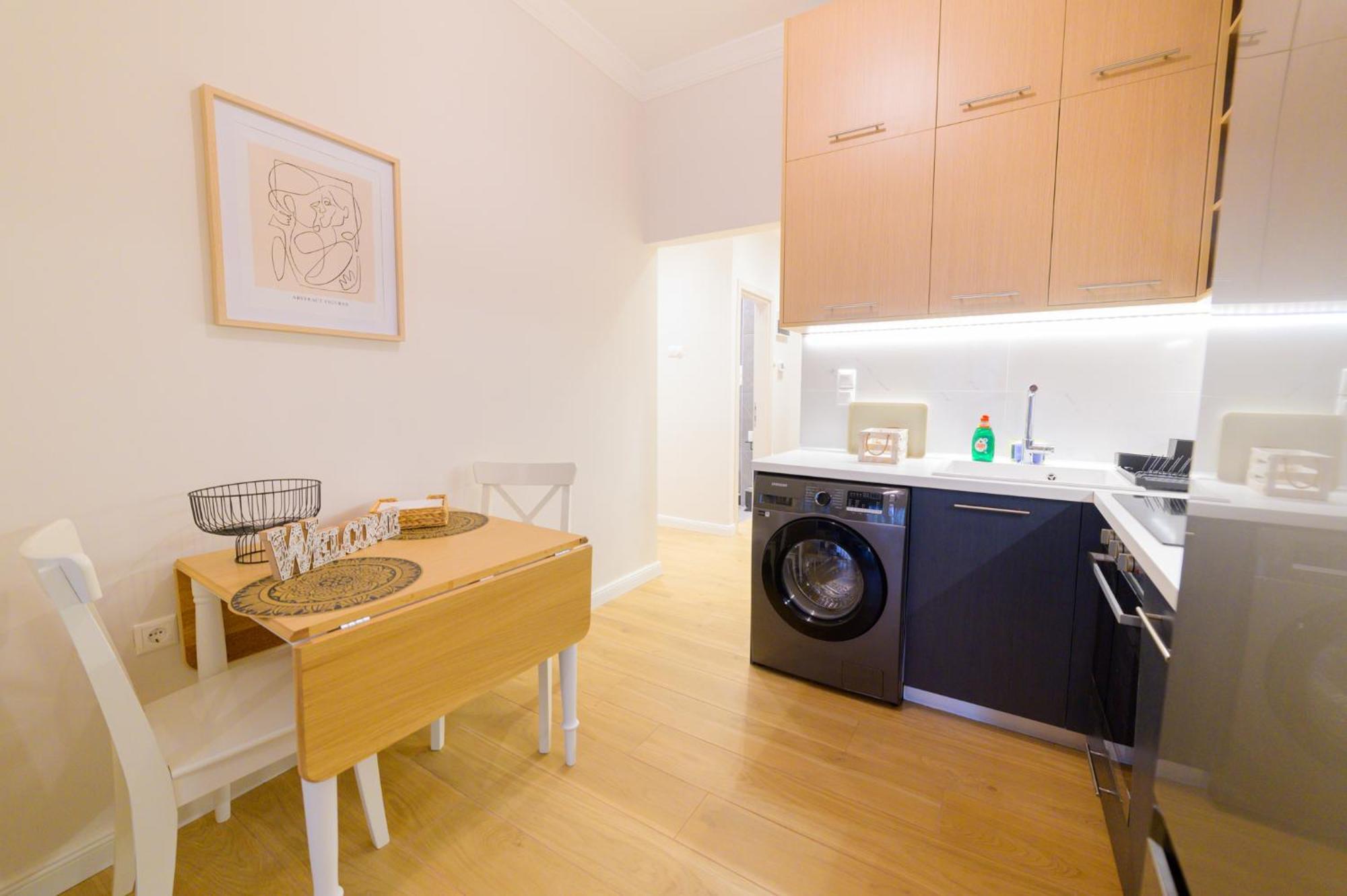 New Modern 2Nd Floor Apartment Солун Екстериор снимка