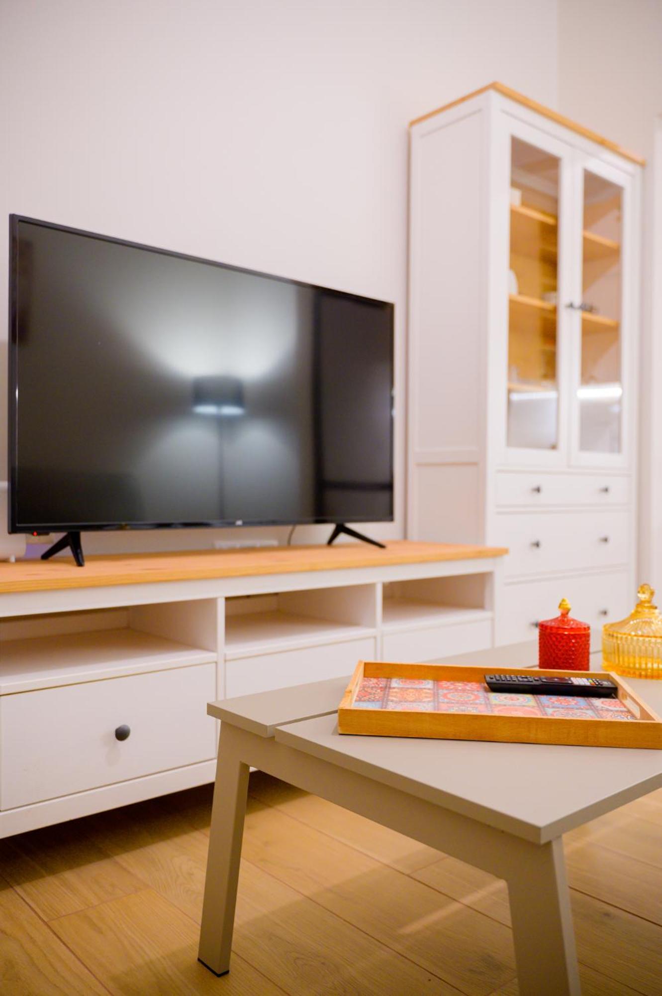 New Modern 2Nd Floor Apartment Солун Екстериор снимка